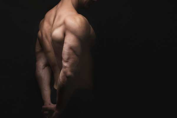 got saggy skin on your back fat causing issues? Call Lipo Sculpt Ayr today!